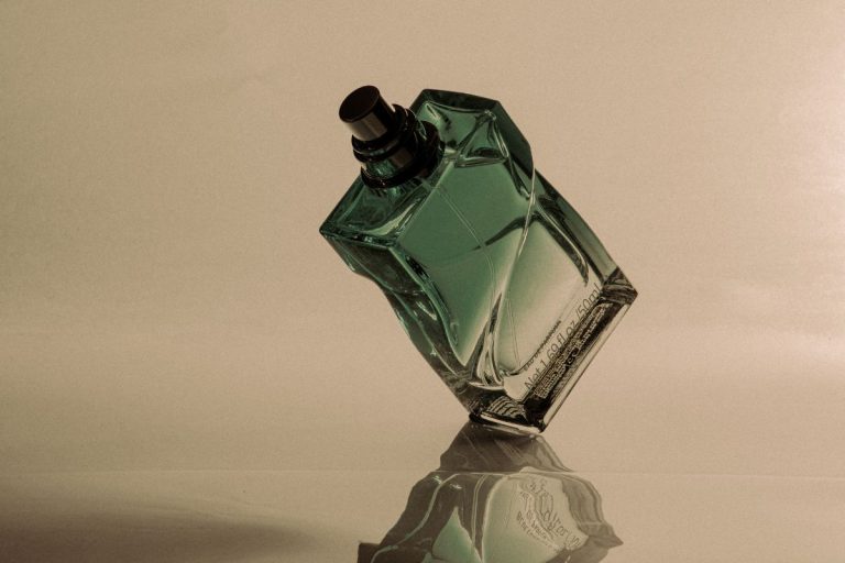 10 perfumes masculinos que as mulheres mais gostam